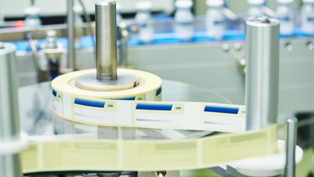 labelling machine printing pharmaceutical labels